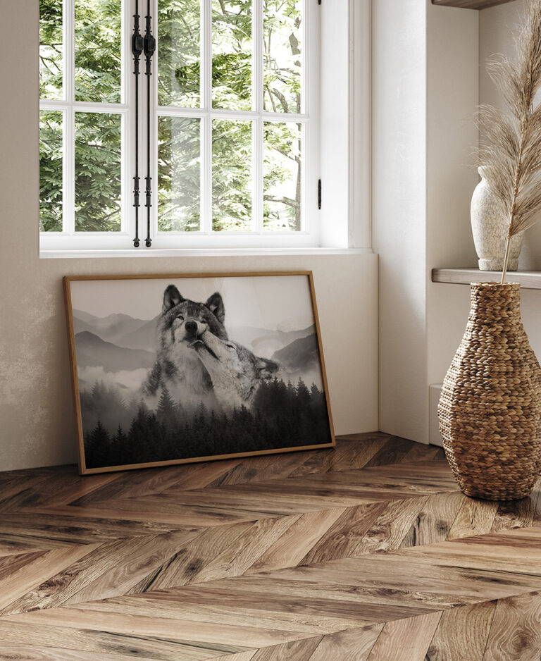 Wilki w Górach – Czarno-Biały Plakat z Dziką Naturą Plakat