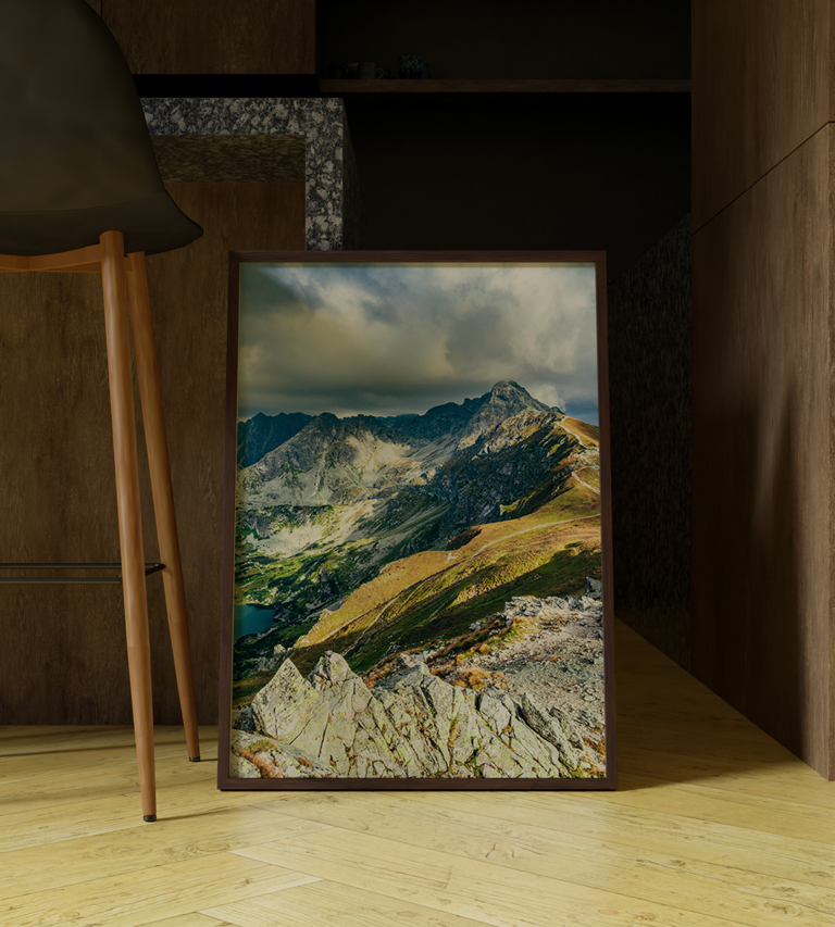 Tatry – górska panorama z jeziorem i skalistymi szczytami Plakat